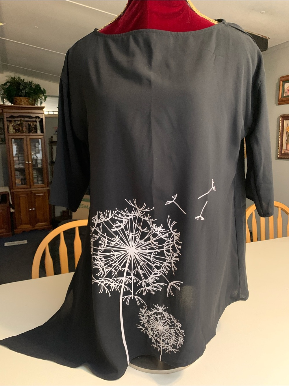 Black Dandelion Print Women's Tunic Top